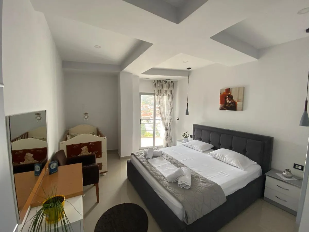 Guest'S Apartament Pogradec Appartement